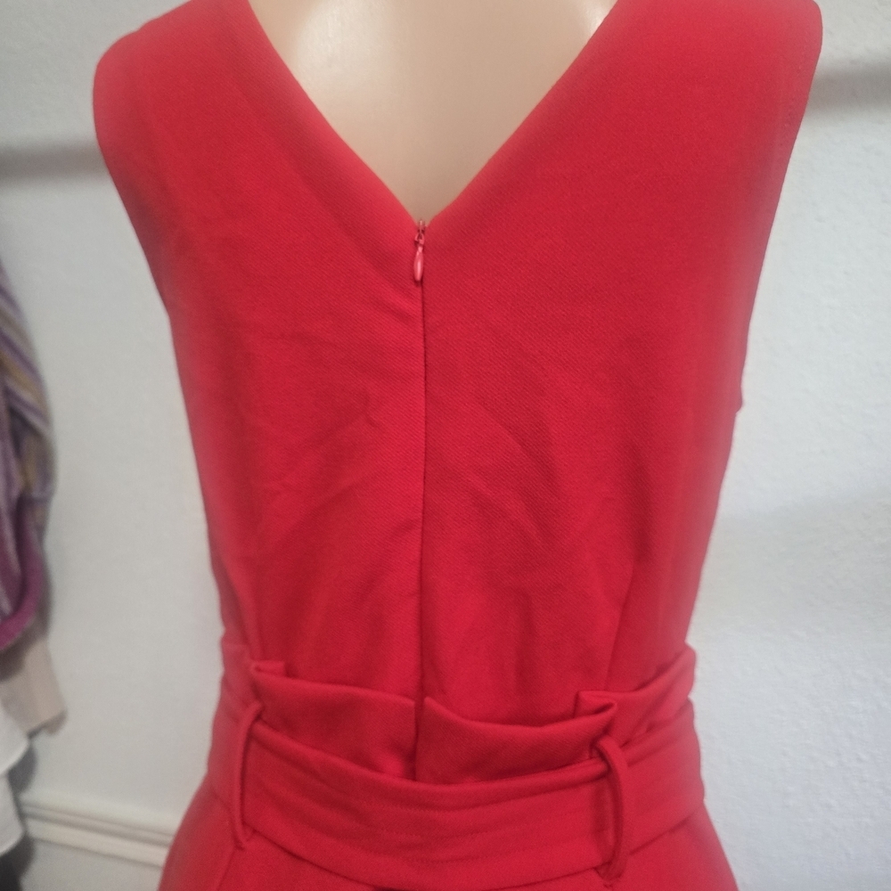 Chic Red V-Neck Jumpsuit - Picture 8 of 11